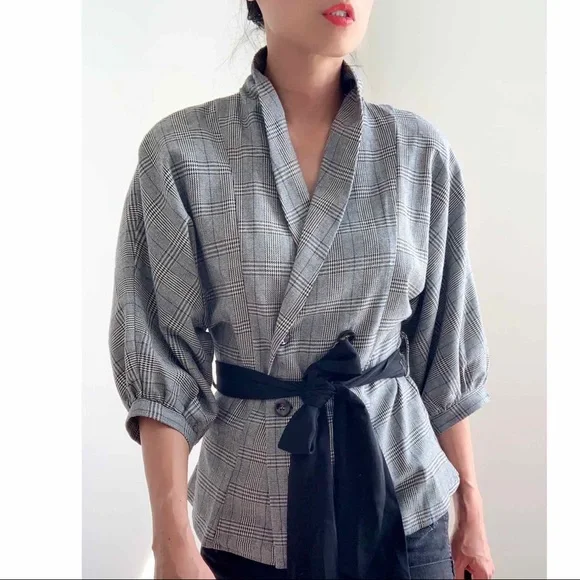 PLAID SLIM BLAZER TOP - Picture 1 of 12